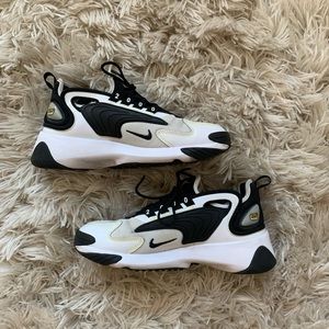 Nike Zoom 2K Women’s Sneaker